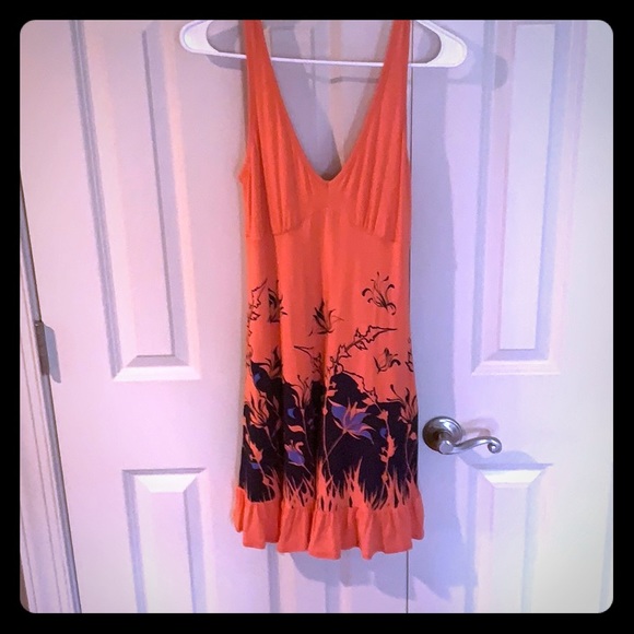 Colcci Dress! Bright and cheerful flattering piece - Picture 1 of 5
